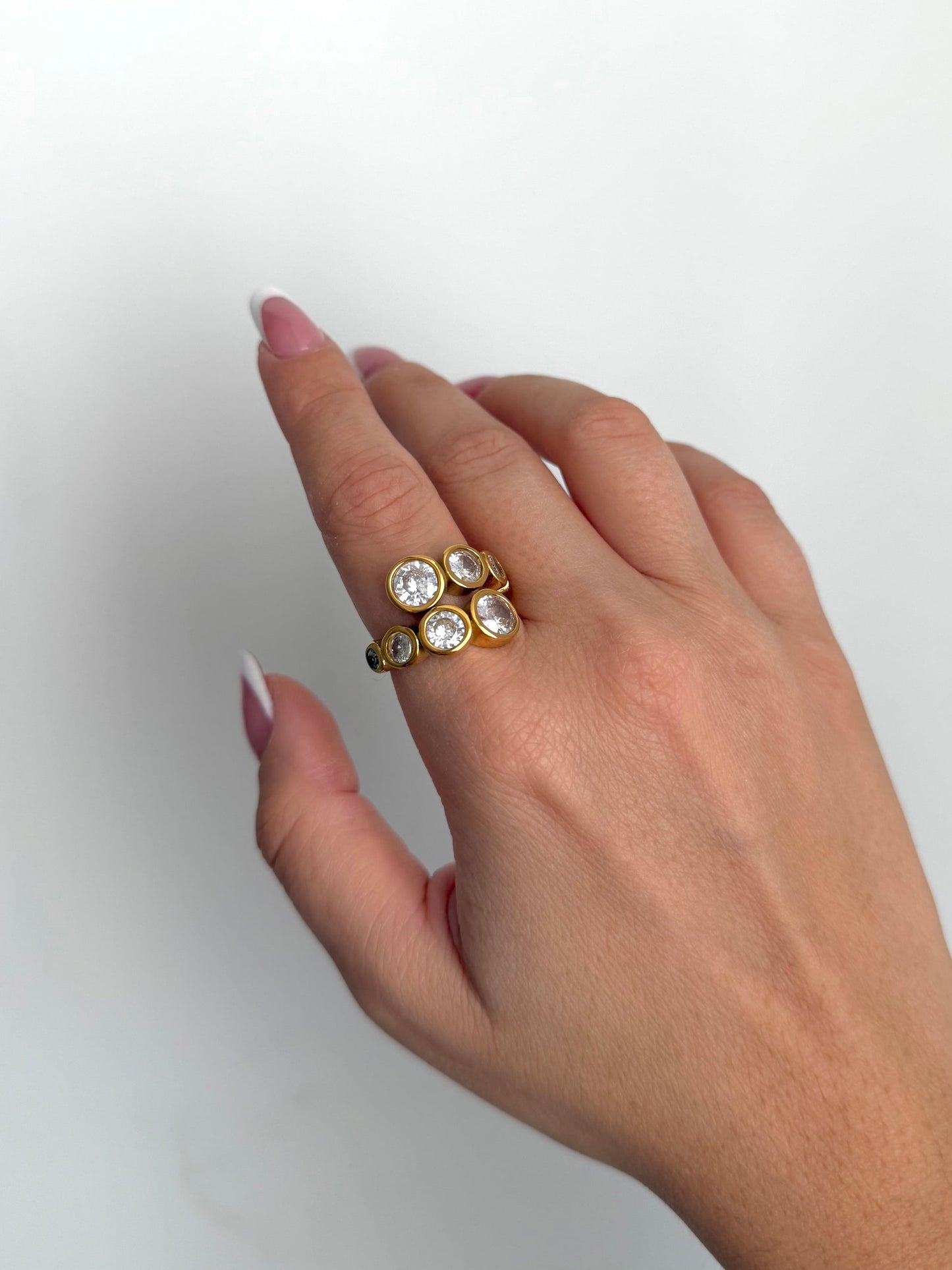 Anello intreccio zirconi