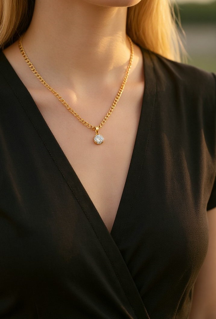 Collana catena punto luce