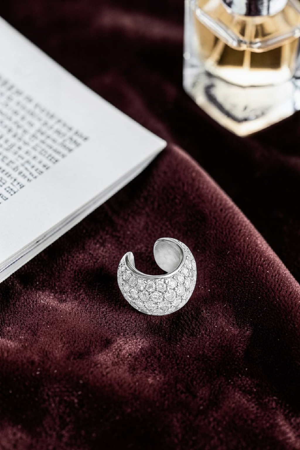 Earcuff cerchio bombato strass